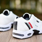 Zapatillas deportivas casuales de cuero para hombres.