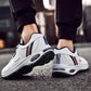 Zapatillas deportivas casuales de cuero para hombres.
